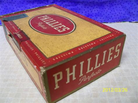 Phillies Perfecto Cigar Box for sale 